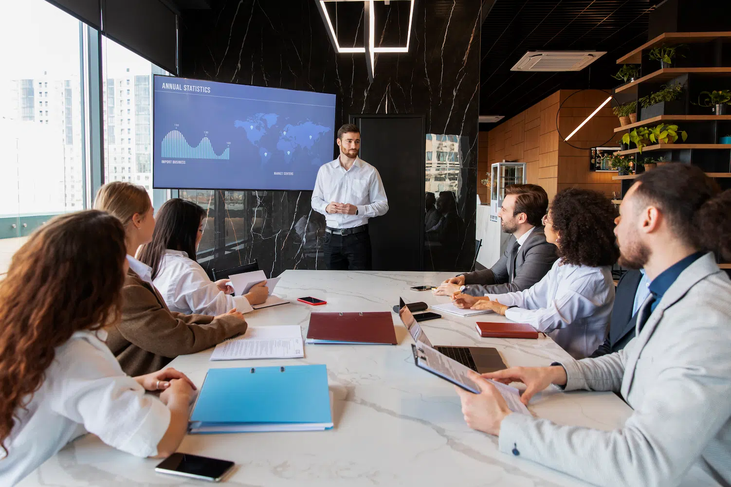 formación avanzada en economía y empresa